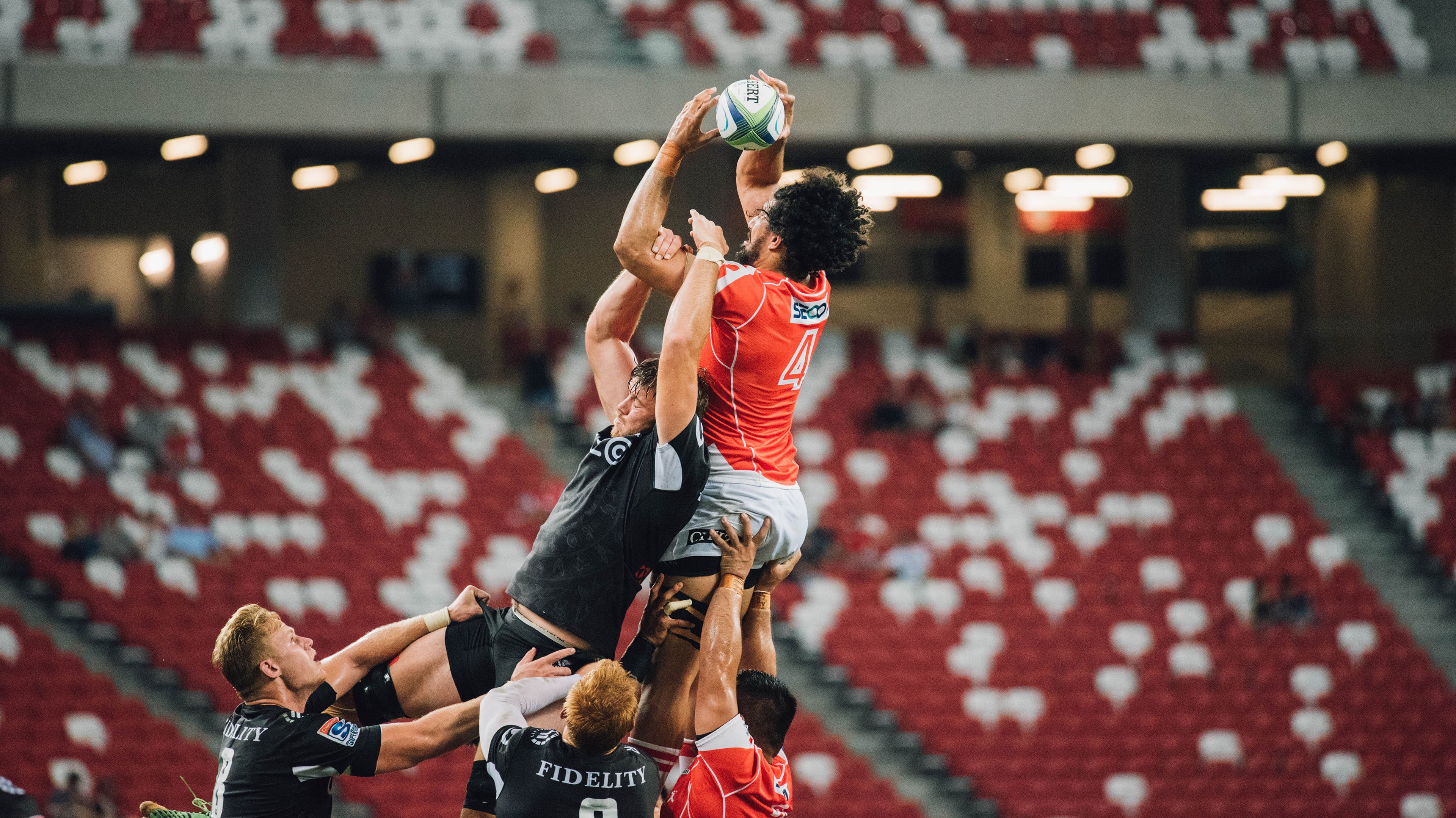 开云-詹姆斯迎来七赛季高光表现，日本队球迷沸腾！